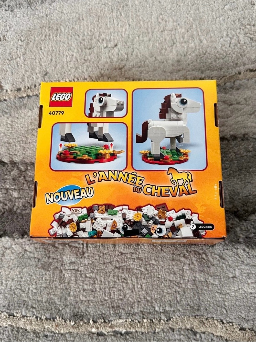 Lego Year of the Horse Set # 40779 - Picture 2 of 3